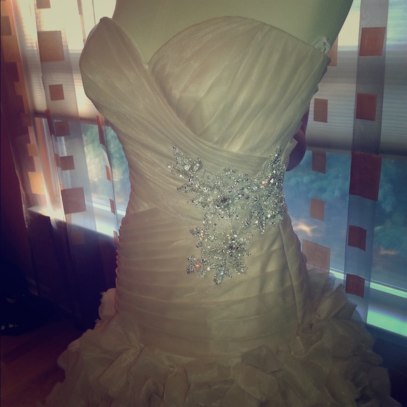 Wedding dress