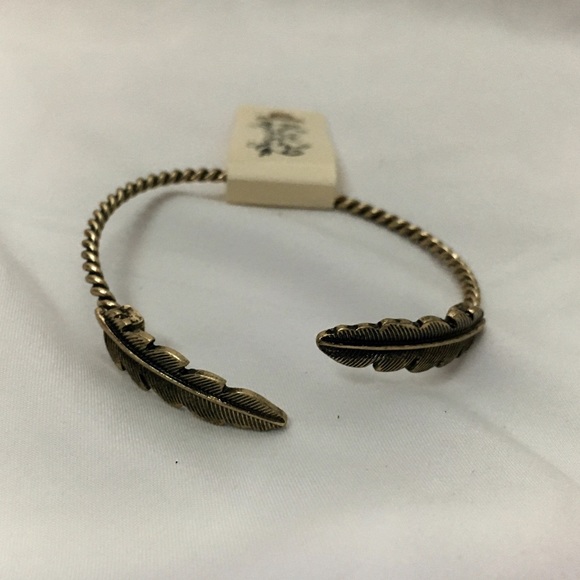 Antiqued Gold Feather Bangle Bracelet