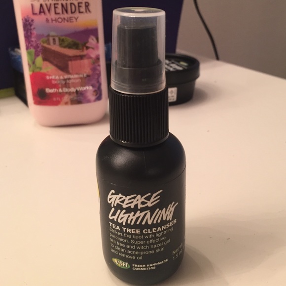 LUSH Tea Tree Cleanser