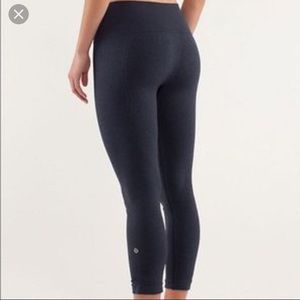 Lululemon capris! Only a month old!