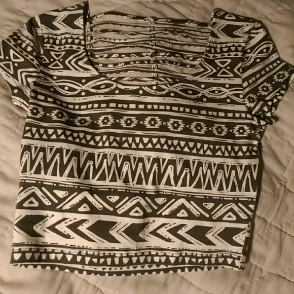 Crop top