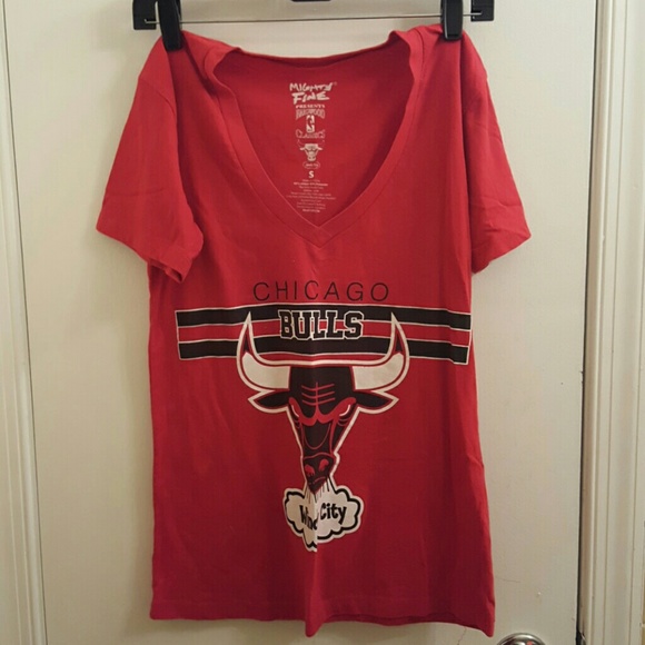 Graphic tee