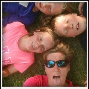 Meet your Posher, Carrie