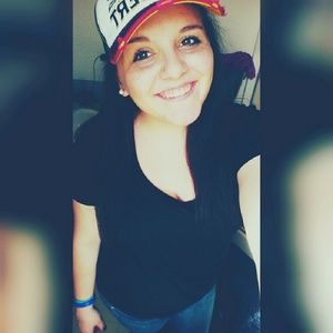 Meet your Posher, Brianna