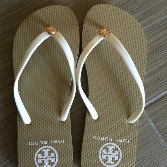 Tory Burch flip flops 6M