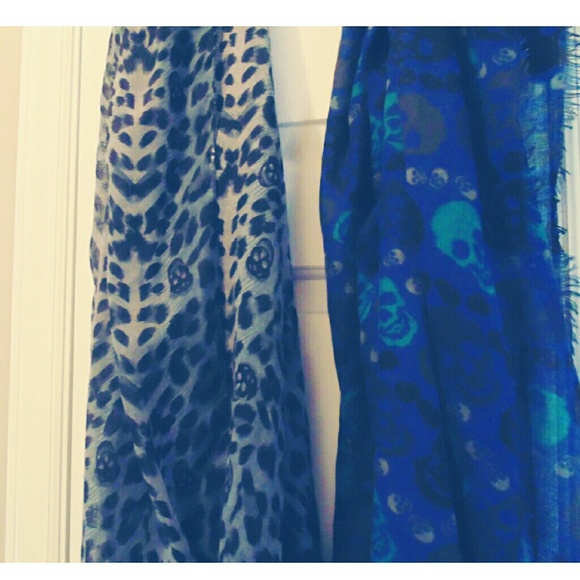 2 Skull Scarf Fall Bundle
