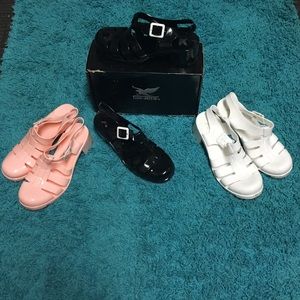 Black and white jellies