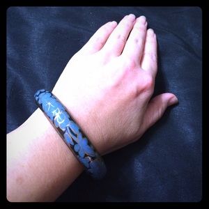 Painted wooden bracelet