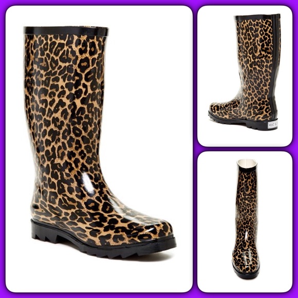 West Blvd Rain Boots - Picture 2 of 3
