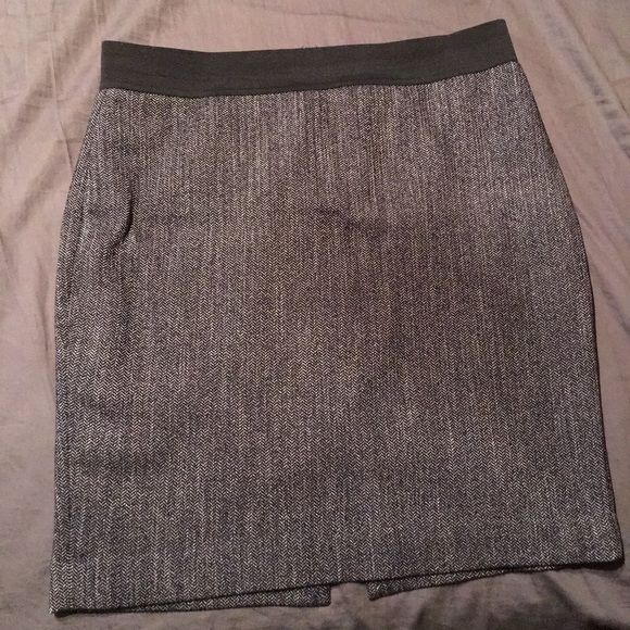 FINAL MARKDOWN Express houndstooth skirt