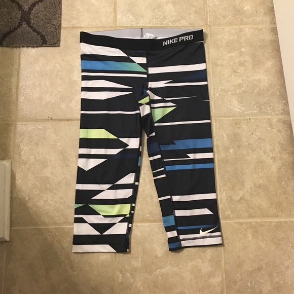 Nike workout leggings