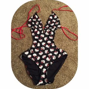Hello kitty one peice