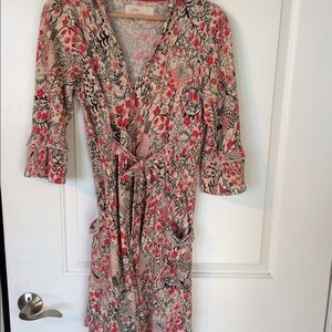 Adorable Anthropologie robe/beach coverup hoodie