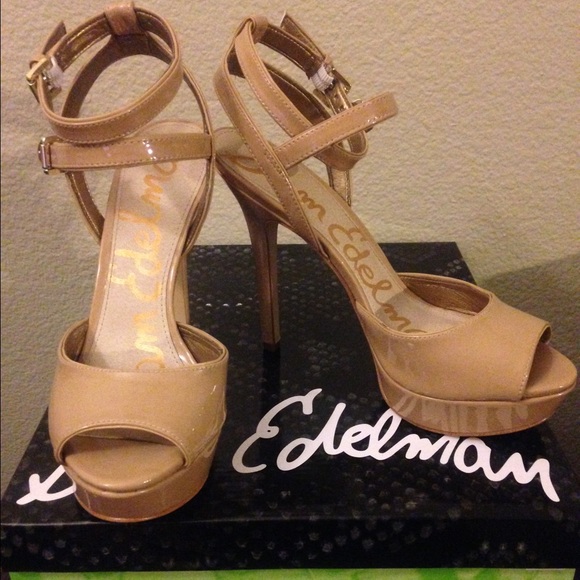 NWOT Hot Sam Edelman Nadine Patent Sandal!