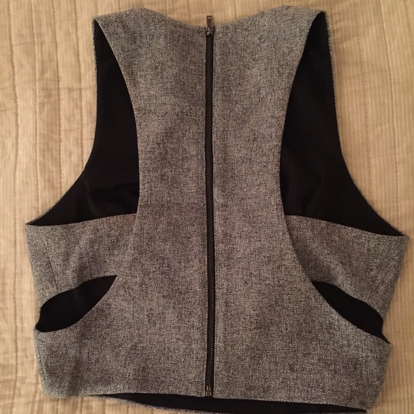 Top - Picture 2 of 2