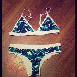 Green and White Tropical Bikini Set - Both Mediums