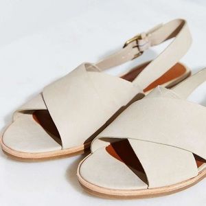 Dolcetta "Noelle" sandals sz 8 (NWOB)