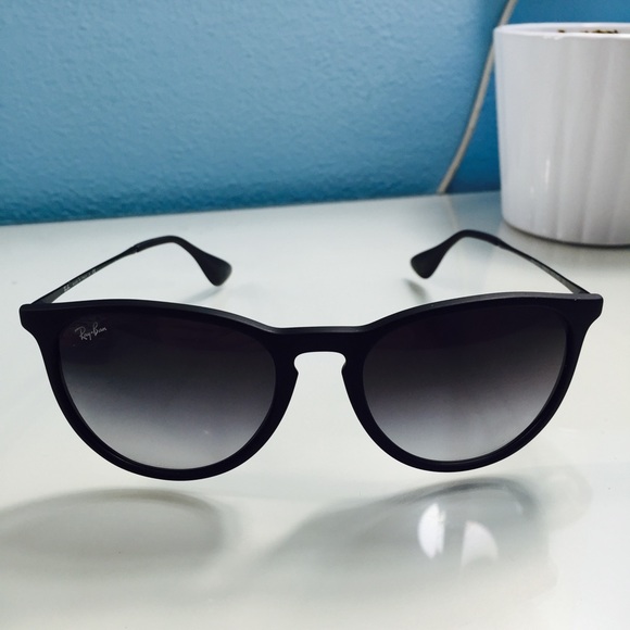 Ray-Ban Accessories - Slightly used ray ban - come with case / tag
