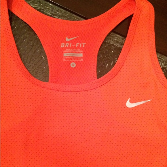 Nike dri-fit! - Picture 2 of 3