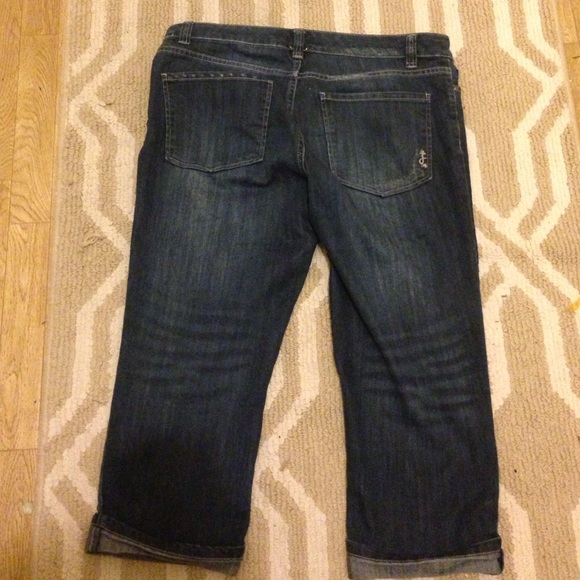 Capris - Picture 2 of 2