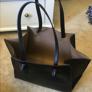 Black tote
