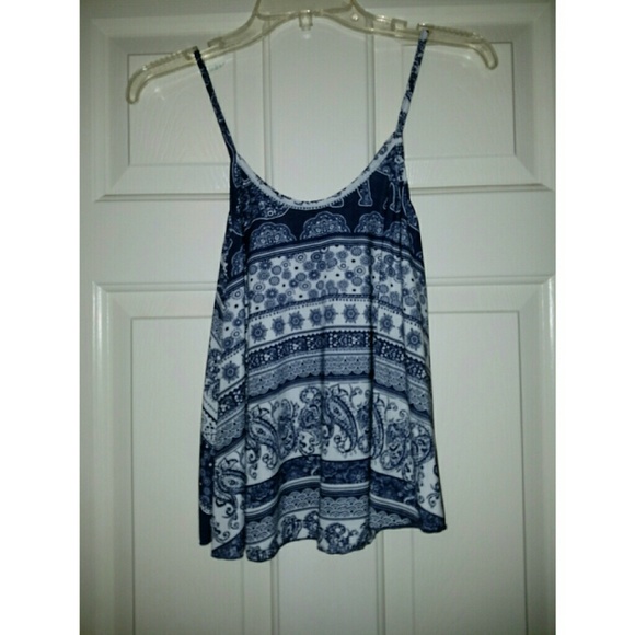 Blue/white design tank top
