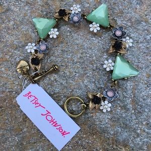 Cute Betsey Johnson Charm Bracelet NWT $35