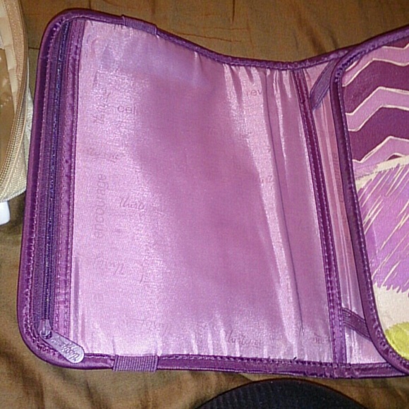 Thirty one tablet and notepad holder - Picture 2 of 4