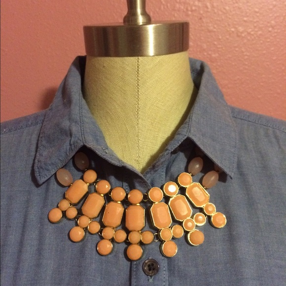 Totes adorbs peach necklace!