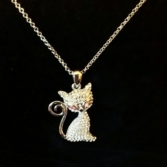 Crystal cat pendant necklace - Picture 3 of 3
