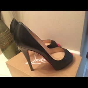Christian Louboutin Very Prive 120