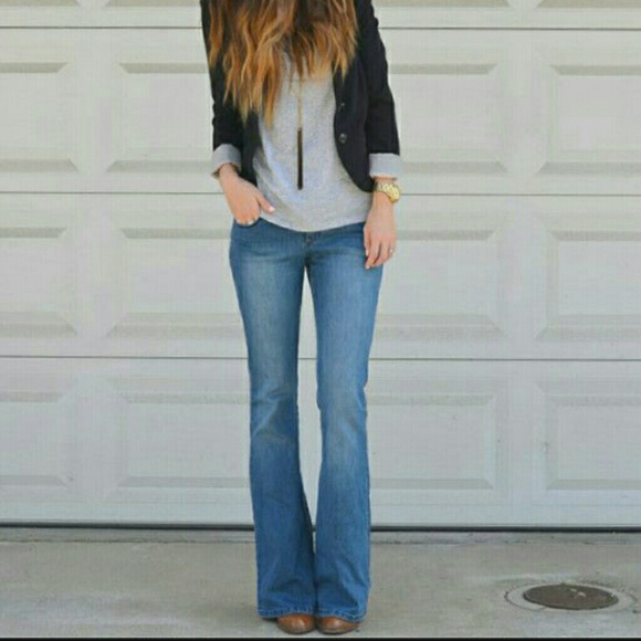 Lucky Brand Denim - Lucky Brand low rise stretchy Sweet Mighty flare