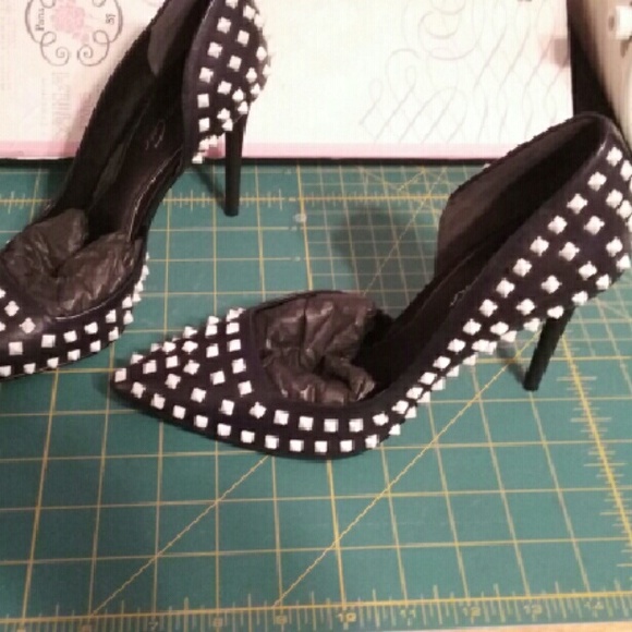Kenneth cole heels