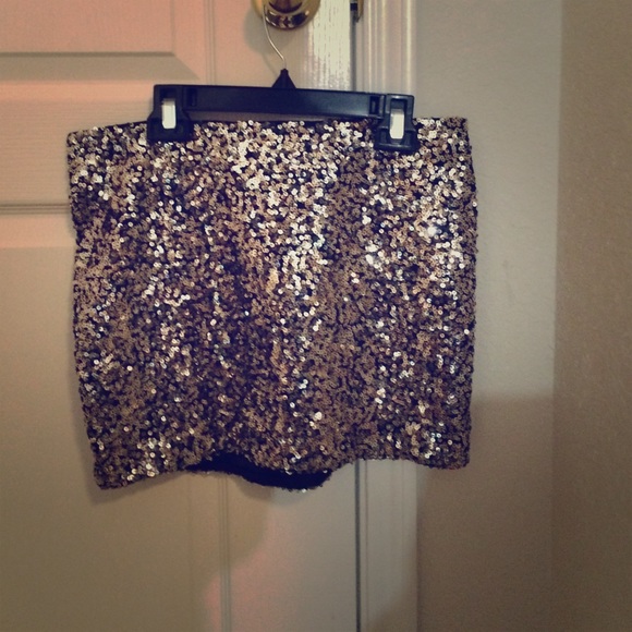 Sequence skirt