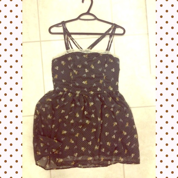Vintage looking black and white floral dress