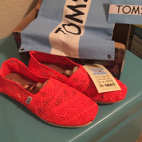 Neon Coral Toms. Size 8