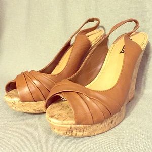 Tan soda wedges