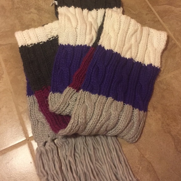 Aeropostale scarf