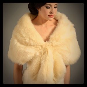 Tulip bridal stole / shawl