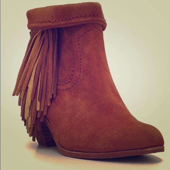 Sam Edelman Louie fringed booties