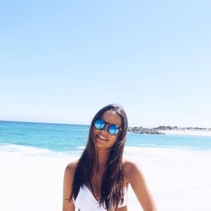 Meet your Posher, Pia