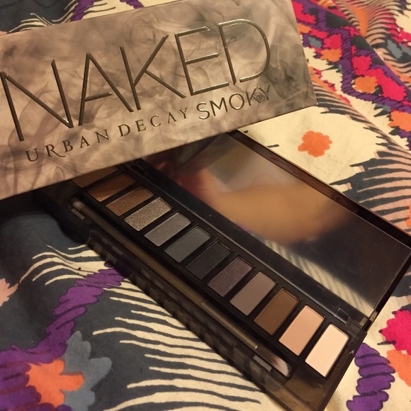 Urban Decay Naked Smoky
