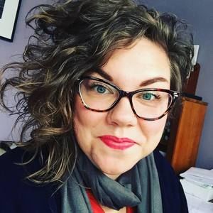 Meet your Posher, Cassandra