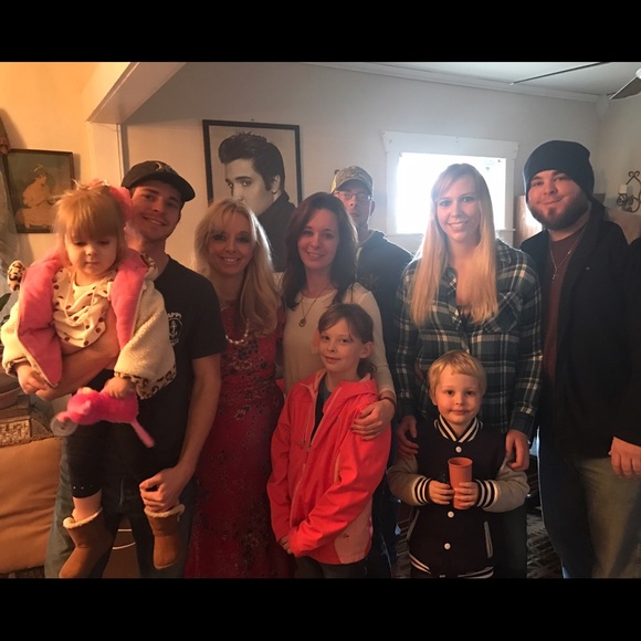 Meet your Posher, Michelle - Picture 6 of 8