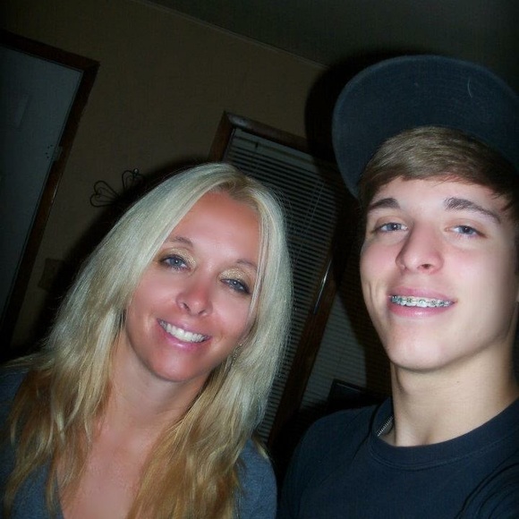 Meet your Posher, Michelle - Picture 7 of 8