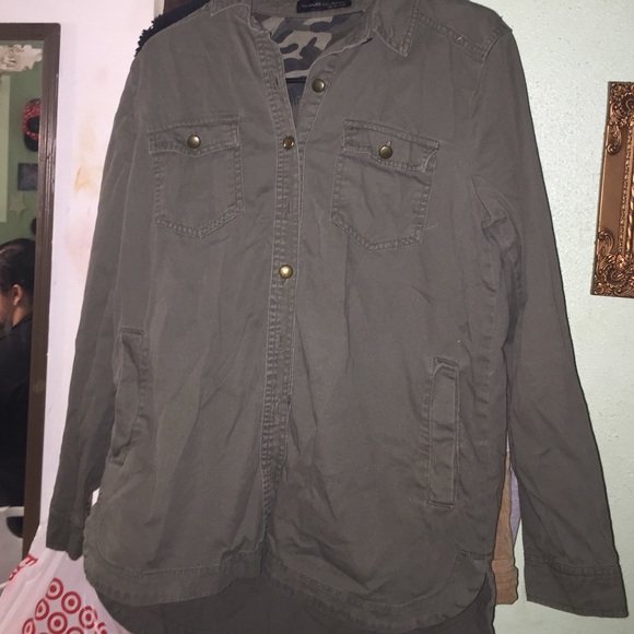 Army Green Jacket / Button up