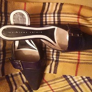 Martinez Valero ~ Black Mule Slides w/ Kitten heel