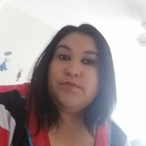 Meet your Posher, Desiree