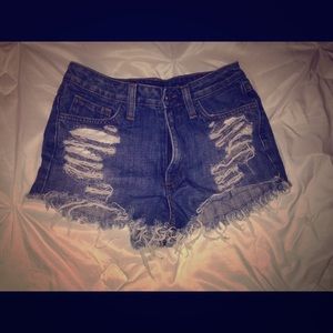 High wasted Jean shorts