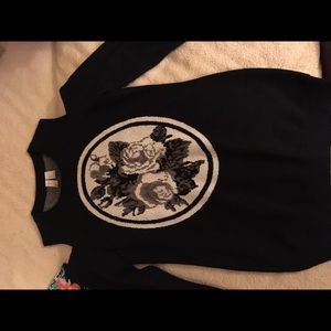 Cut-out shoulder,legging sweater